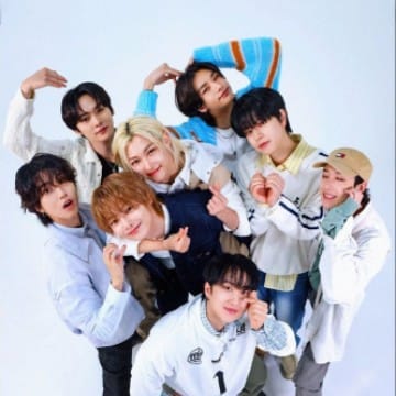 Stray Kids